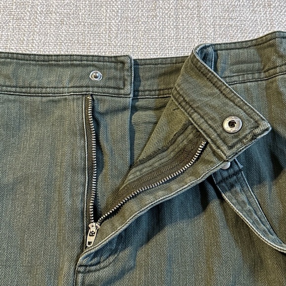 FOREVER 21 Olive Green Cargo Mini Skirt Strap Army Textured F21Junior Women L - Picture 3 of 10